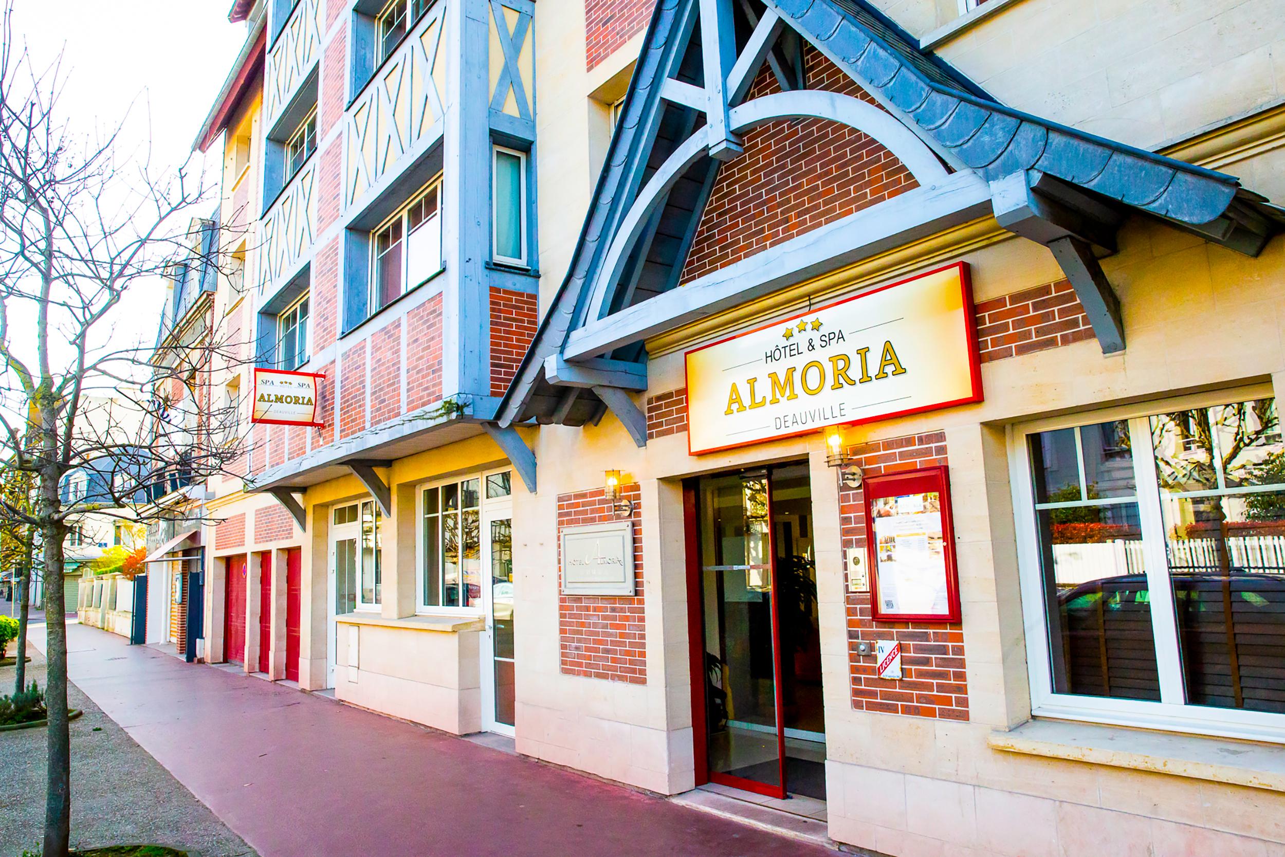 Almoria Hotel & Spa Deauville Eksteriør bilde